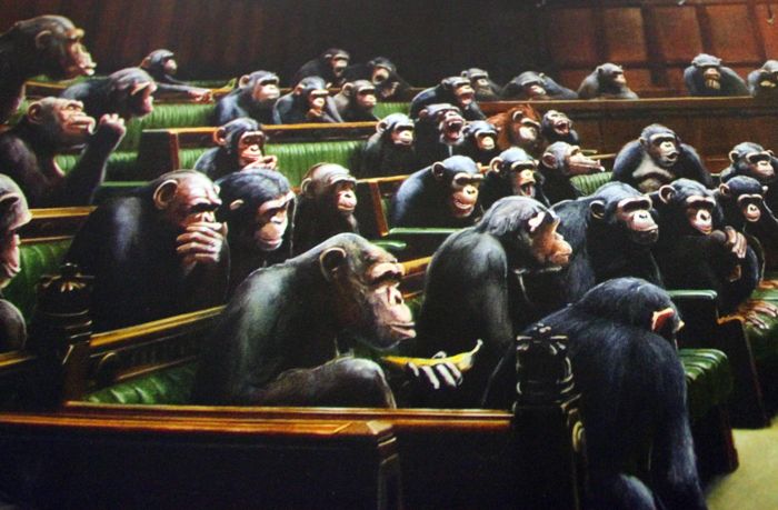 MATINEUL INFANTILILOR. Maimuța cu grenadă a intrat în&nbsp;Parlament