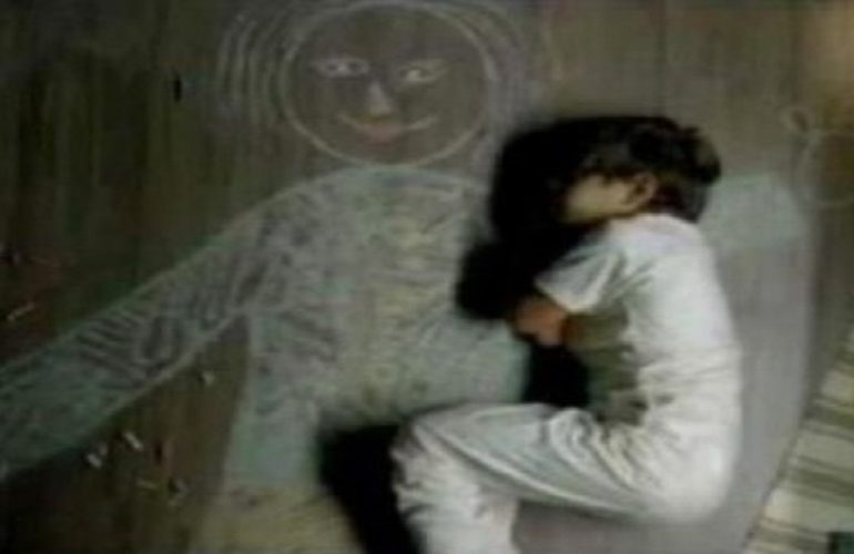 SCRISOARE PENTRU MAMA. România, maică, nu mă&nbsp;lăsa!