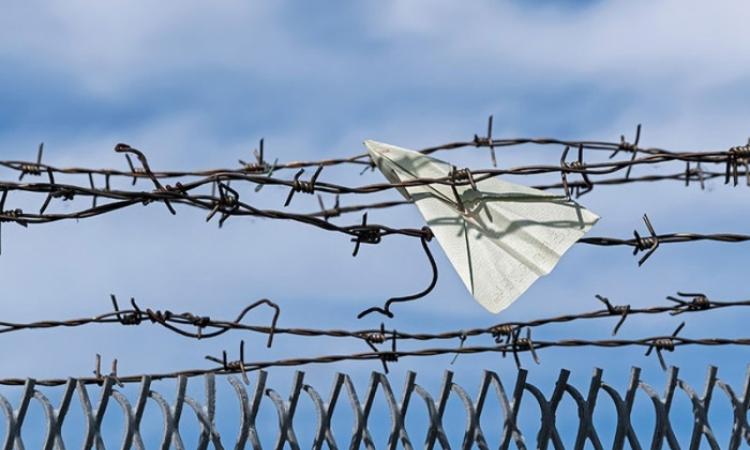 ”FRATE, FRATE, DAR FIECARE LA CASA&nbsp;LUI”