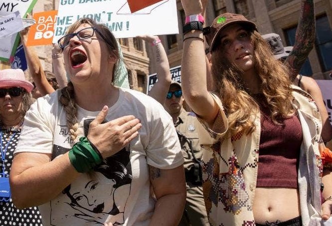 Limba limbii lor și adaptarea la contexte. Să vezi și să nu crezi!