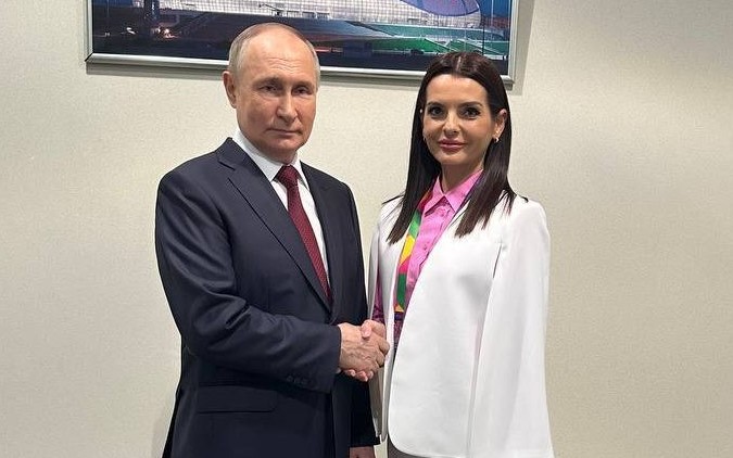 Ce a vrut să ne transmită Putin, pozând alături de Guțul? Că PAS are&nbsp;dreptate?